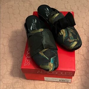 AEROSOLES Black and Gold Floral Mules